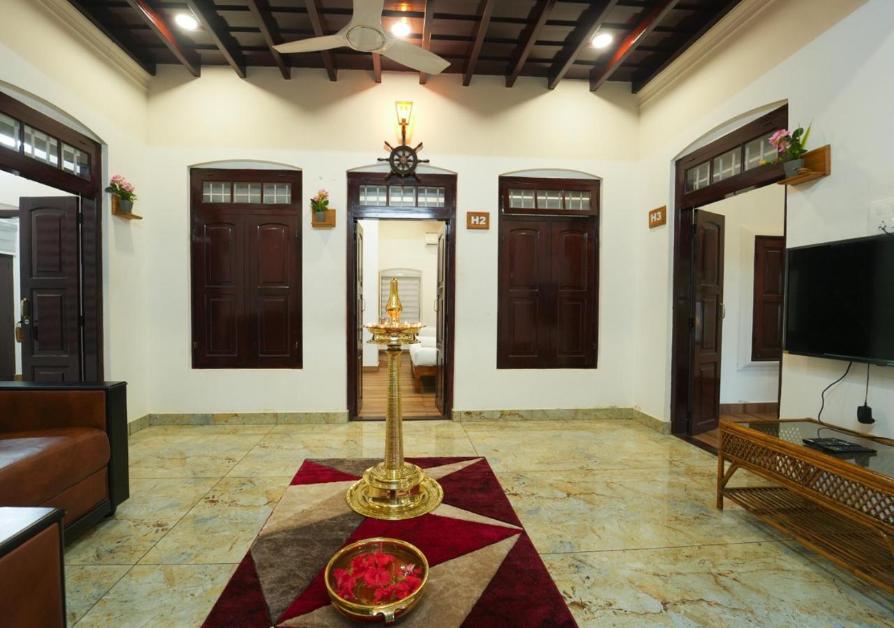 Pop Tavern Kovalam Beach Villa By Voye Homes Luaran gambar
