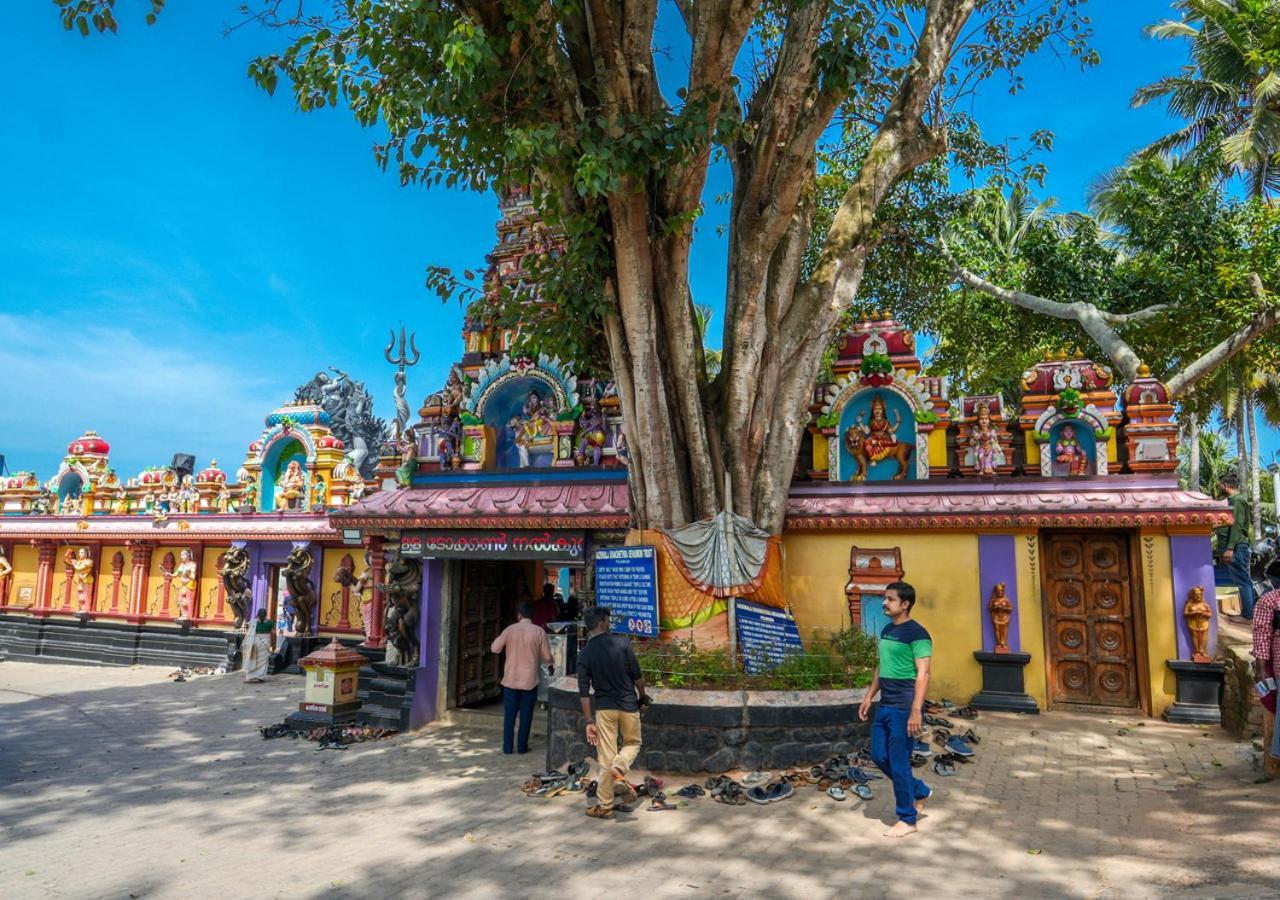Pop Tavern Kovalam Beach Villa By Voye Homes Luaran gambar