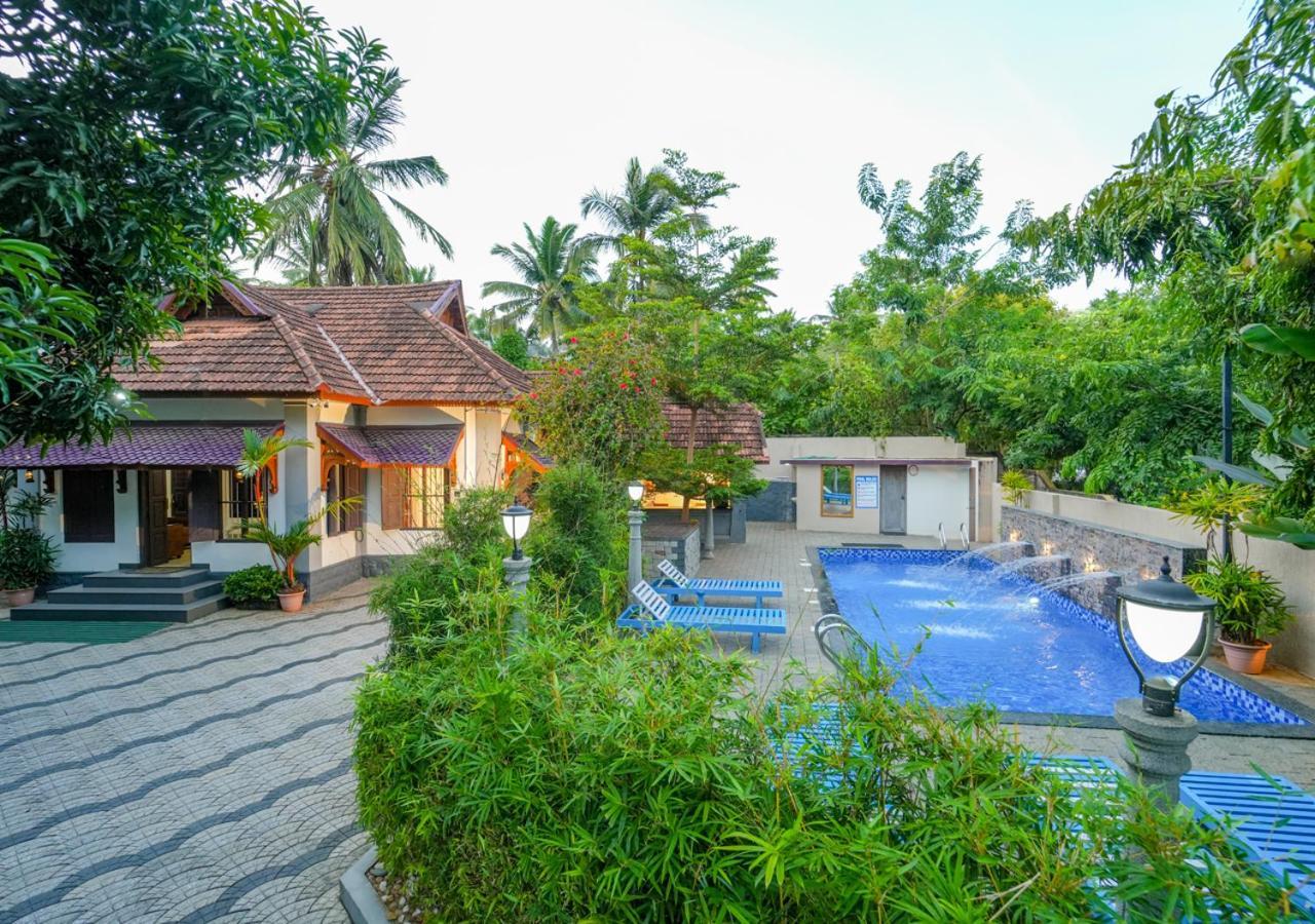 Pop Tavern Kovalam Beach Villa By Voye Homes Luaran gambar