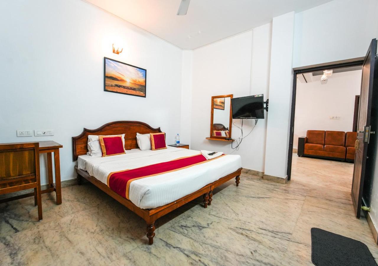 Pop Tavern Kovalam Beach Villa By Voye Homes Luaran gambar